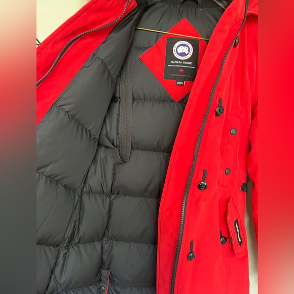 Authentic Canada Goose parka. Size XXS - Picture 5 of 10